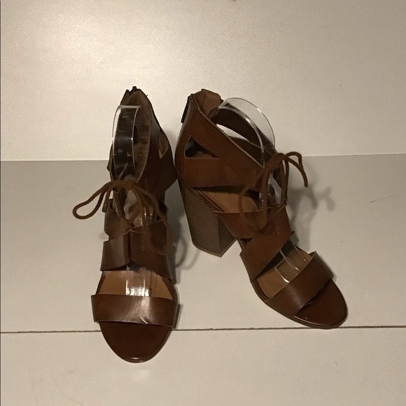 Inidigo rd. Strappy Heels - Picture 4 of 8